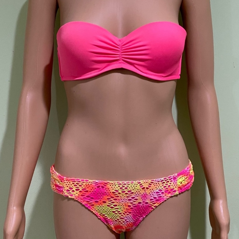 Victorias Secret Pink Strapless Demi formed Bust Bikini Top Molded size Small
